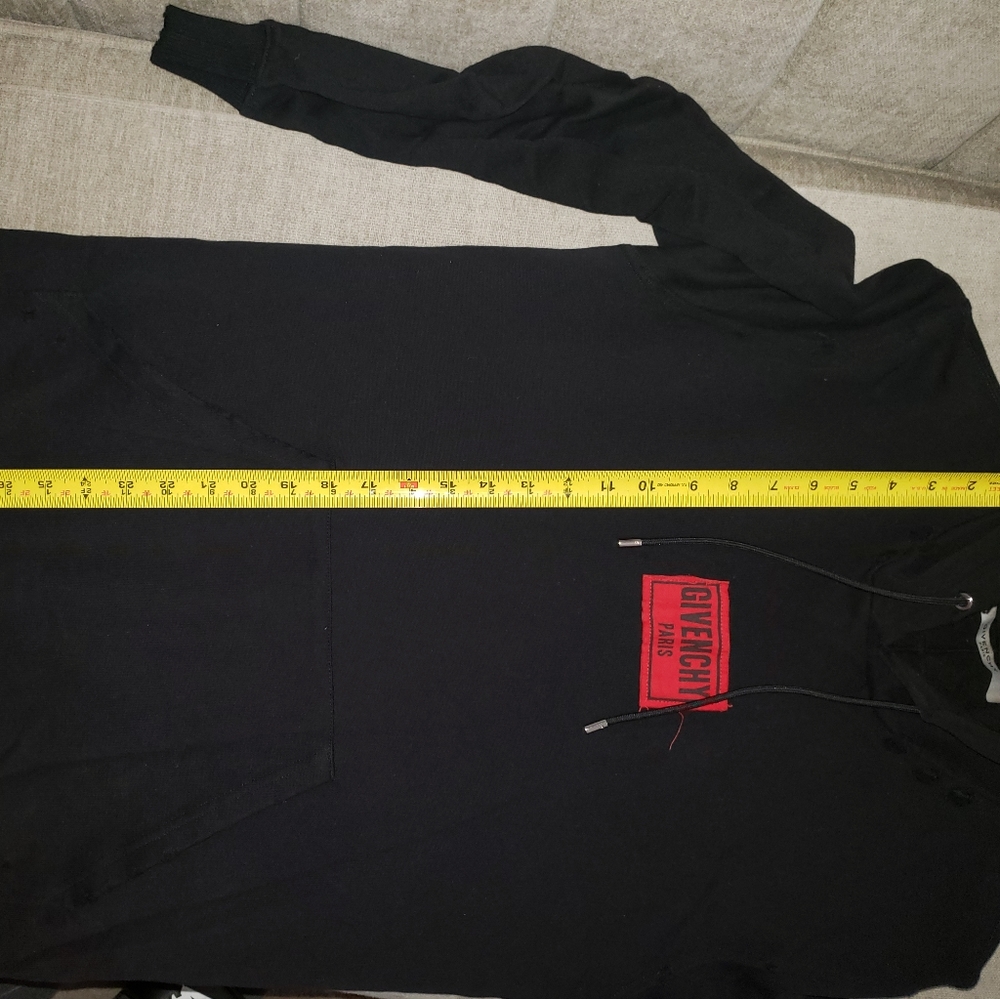 Givenchy Box Patch Logo - Picture 9 of 10